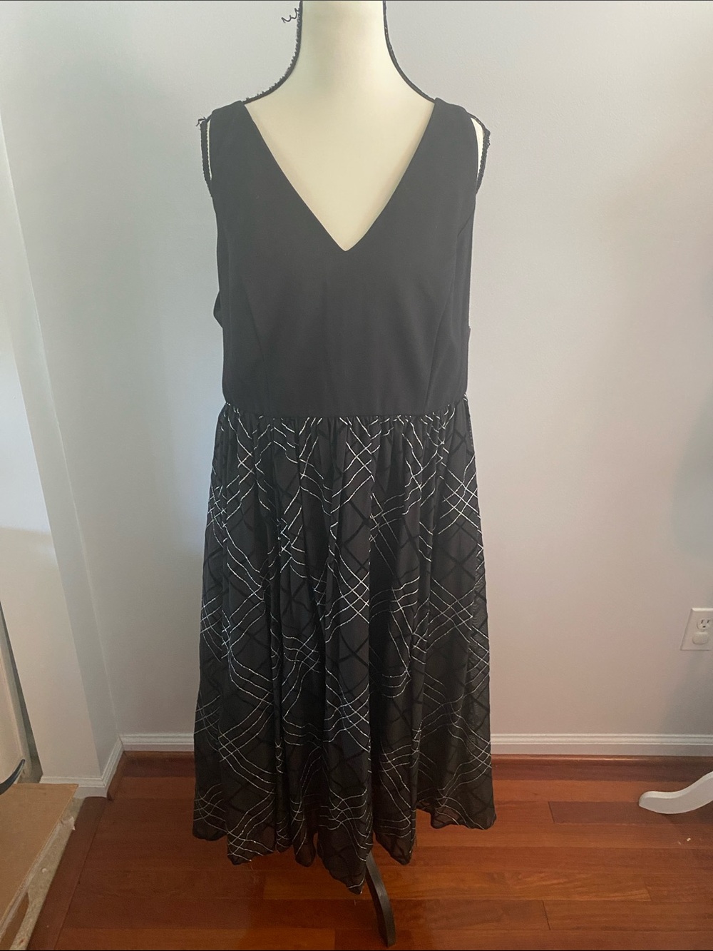 Torrid size 18 black dress with silver threads